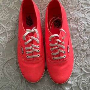 Vans Lo Pro Neon Sneaker